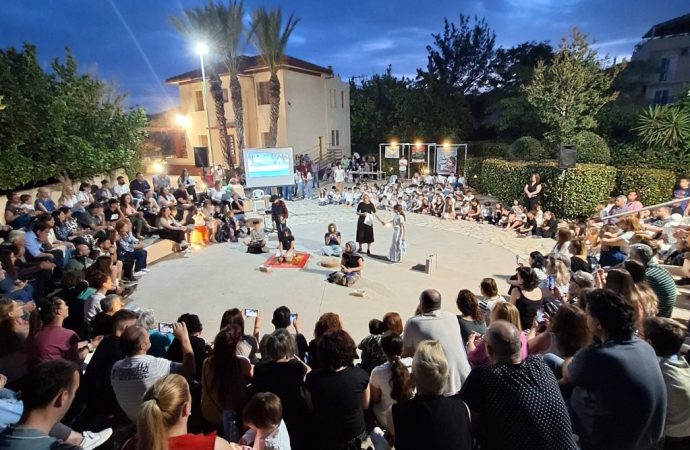 Επιτροπή Ειρήνης Ελευσίνας: Έκθεση καλλιτεχνικής δημιουργίας μαθητών